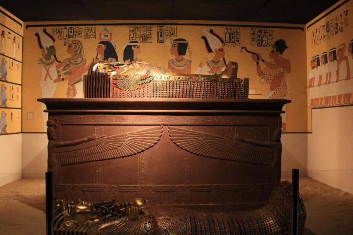 Artefak Berusia 3.000 Tahun Ditemukan di Makam Firaun Mesir, Arkeolog Penasaran Fungsinya
