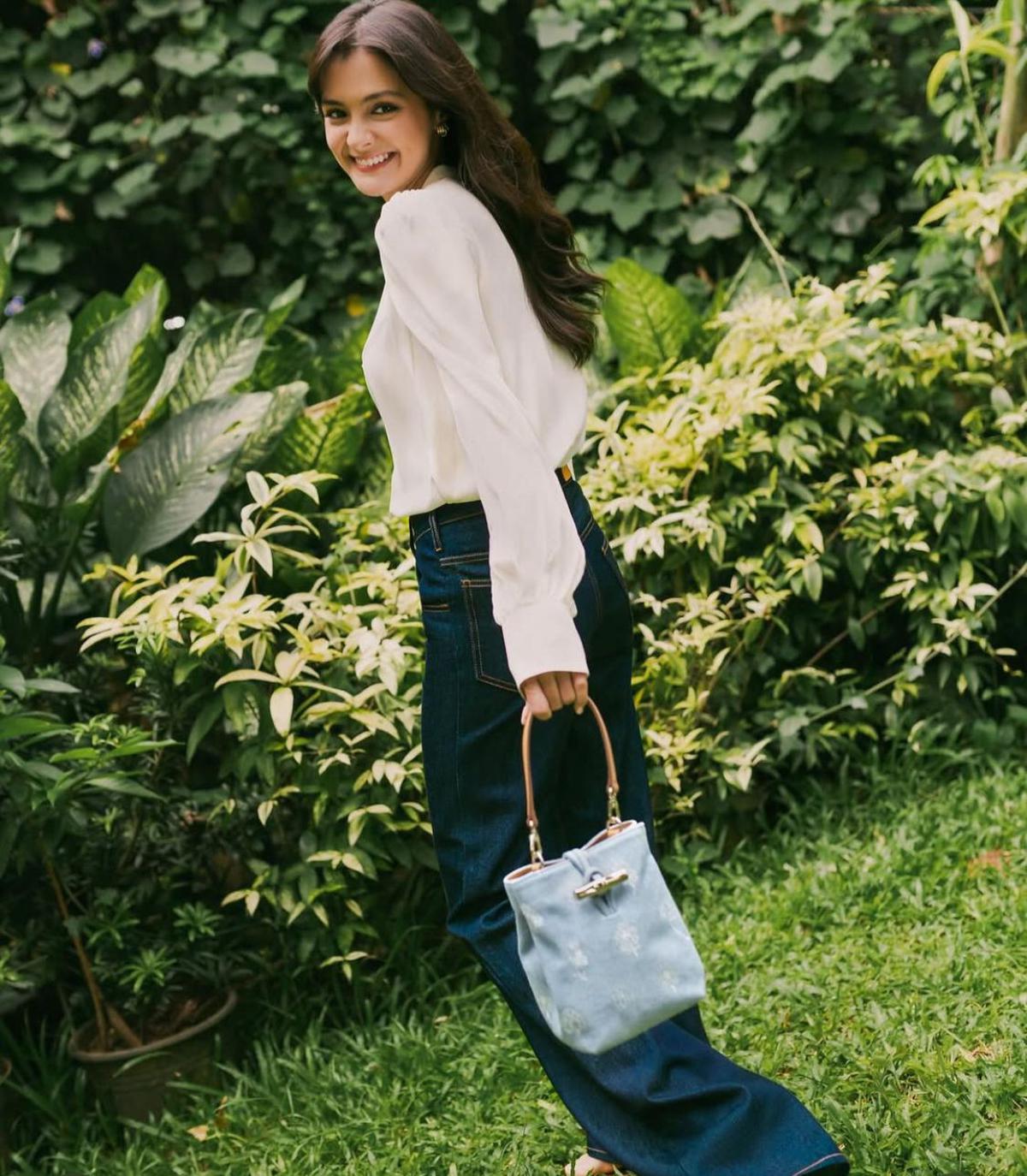 4 Potret Terbaru Amanda Rawles dengan Body Ramping, Dapat Pujian Cantik dari Netizen