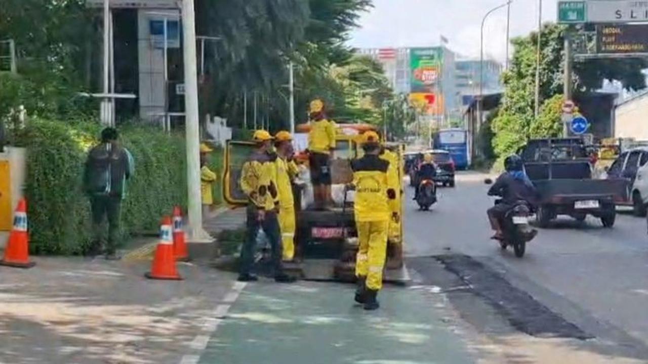 Anggota DPRD Desak Pemprov DKI Segera Perbaiki Jalan Berlubang Jakarta Pascabanjir