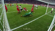 Eintracht Frankfurt berhasil menembus zona Liga Champions musim depan dengan menyalip ke posisi keempat yang sebelumnya ditempati ...