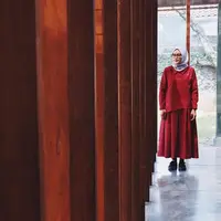 Desainer muda Indonesia ini tak akan pernah berhenti untuk berkarya. 