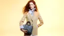Louis Vuitton mengembalikan tas ikonisnya dengan pola timeless yang dikombinasikan dengan kulit dan sangat mudah dipakai. (Foto: Louis Vuitton)
