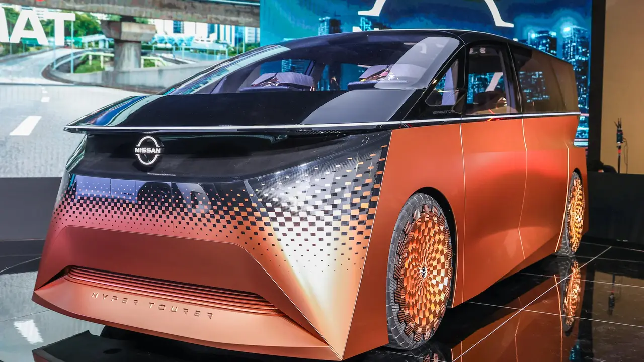 Nissan Hyper Tourer