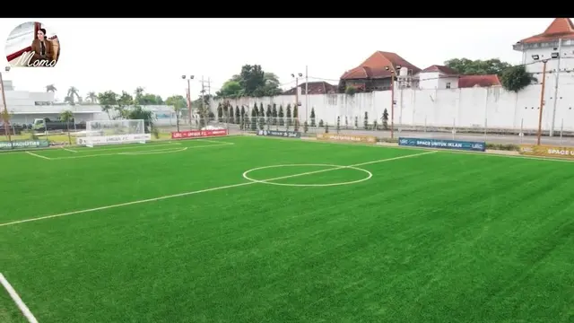 Lapangan Sepak Bola Momo Geisha