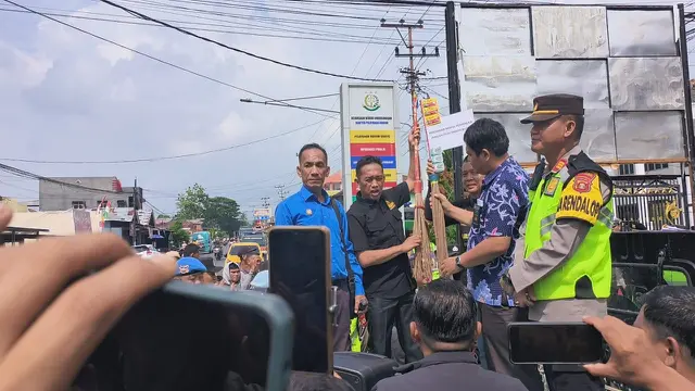 PN Lubuklinggau Dapat Hadiah Sapu Lidi, Serikat Pekerja Tuntut Hapuskan Mafia Peradilan