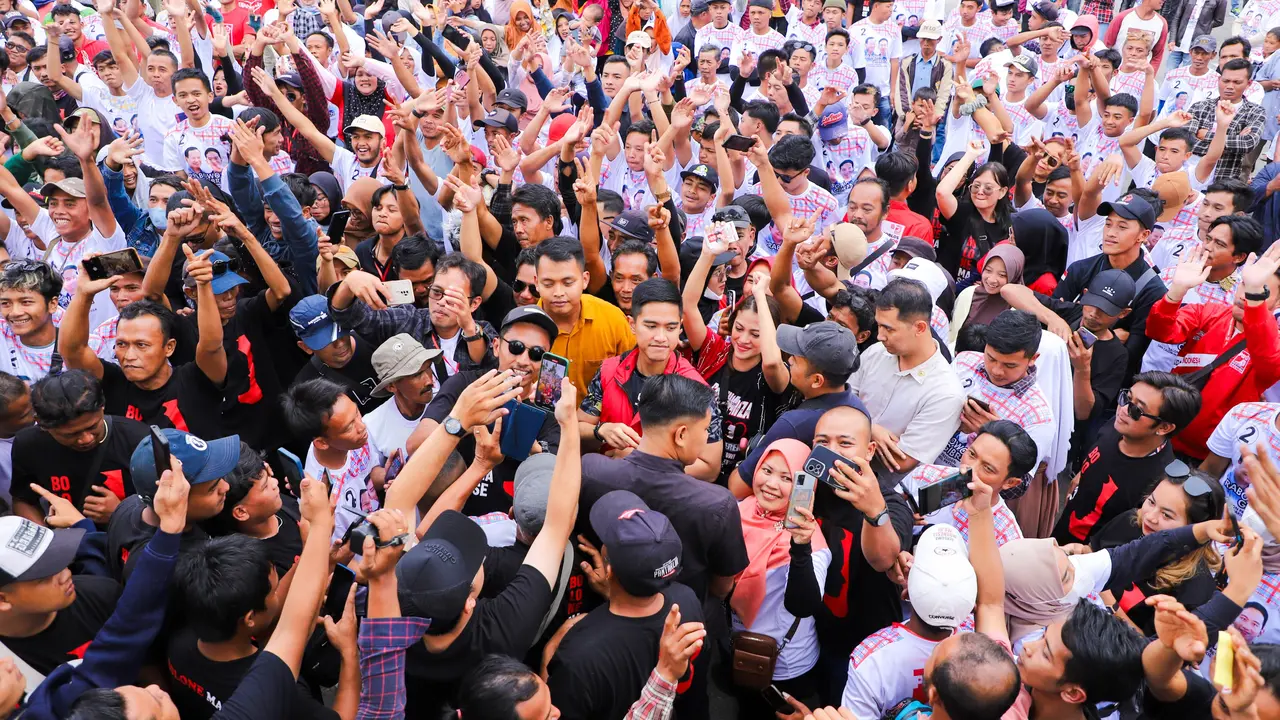 Ketua Umum Partai Solidaritas Indonesia (PSI) Kaesang Pangarep blusukan ke Kota Boyolali, Jawa Tengah.