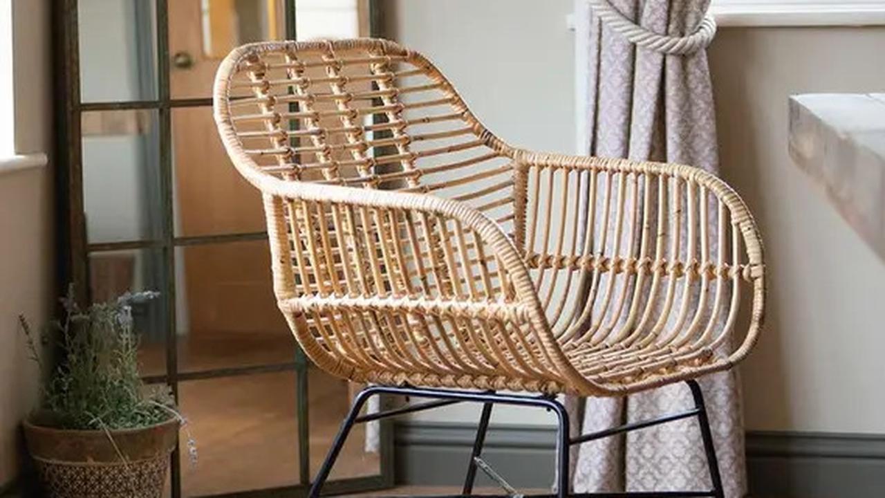 Model Kursi Kayu Ruang Tamu Minimalis Modern, Pilihan Elegan untuk Interior Kontemporer
