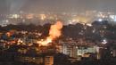 Serangan Israel tersebut dikatakan menargetkan kelompok militan Hizbullah di desa-desa yang dekat dengan perbatasan. (Fadel ITANI/AFP)