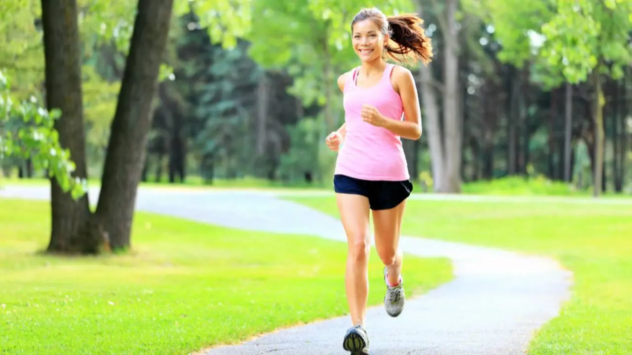 Workout Makin Nyaman, Ini Celana Pendek Olahraga Wanita yang Patut Dicoba