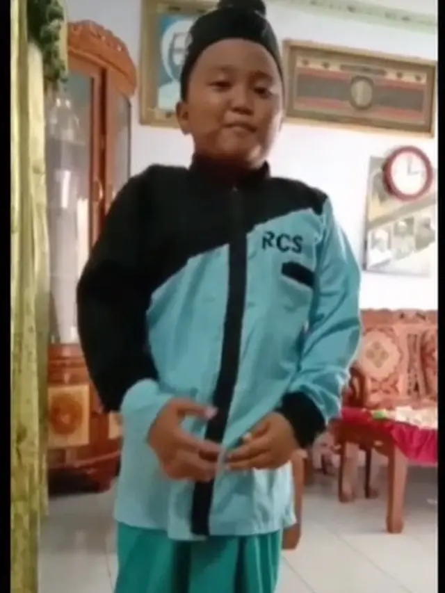 video bocah salah ucapkan salam viral