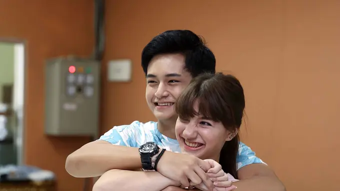 [Bintang] Cassandra Lee - Randy Martin