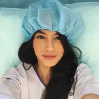Pevita Pearce sebelum operasi tumor payudara di Malaysia (Instagram/@pevpearce)