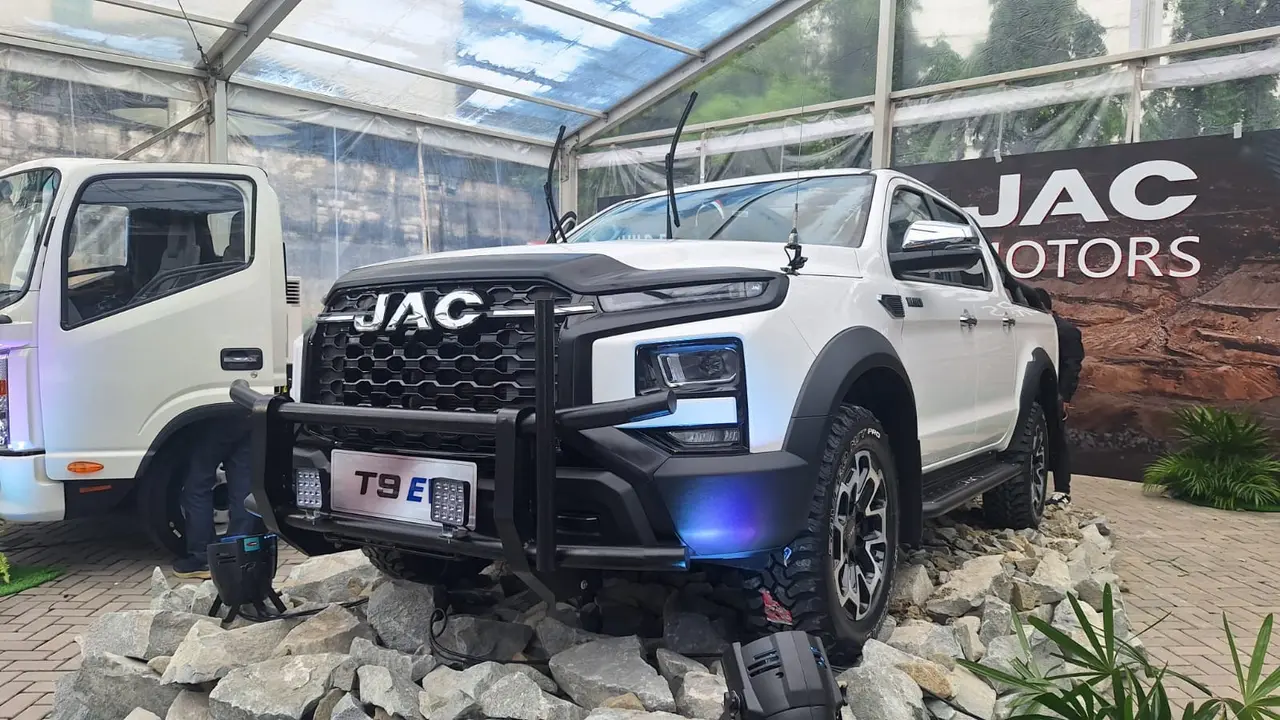 JAC Motors Resmi Masuk ke Indonesia, Bawa Model Pesaing Triton dan Hilux (Arief A/Liputan6.com)
