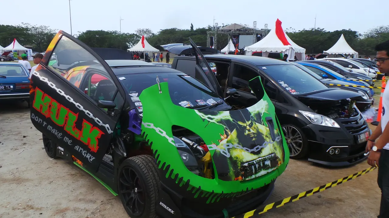 Melongok Karya Modifikator Mobil Indonesia di Automodfest 2014