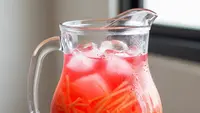 11 Resep Minuman yang Menyegarkan untuk Lebaran Ukuran Teko 2 Liter, Mudah Diisi Ulang