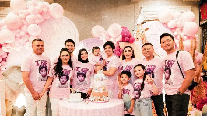 Perayaan ultah pertama Ameena putri Atta dan Aurel (Foto: Instagram attahalilintar)