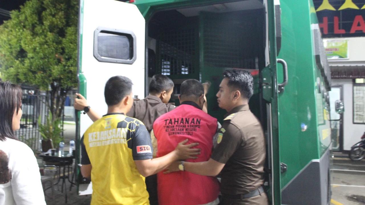 Kejari Gunungsitoli Tahan Tersangka Korupsi Proyek RSU Nias Senilai Rp38,5 Miliar