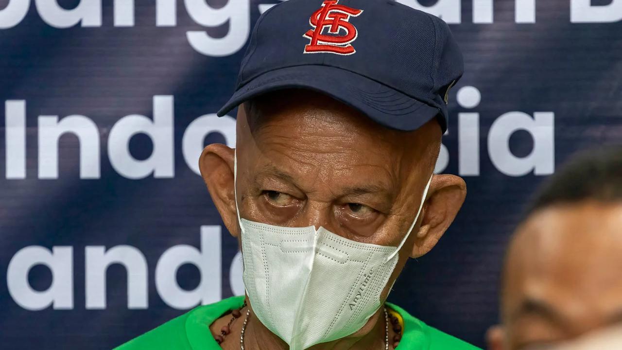FOTO: Dua Warga Belanda Terpidana Narkoba Dipulangkan dari Indonesia