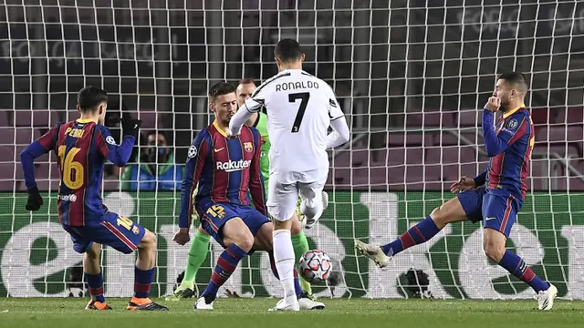 Cristiano Ronaldo Gemilang, Juventus Bungkam Barcelona 3-0 di Camp Nou