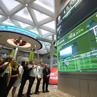 Superbank Resmi Melantai di Bursa Efek Indonesia, hari pertama saham melonjok. [Fimela/Budy Santoso]