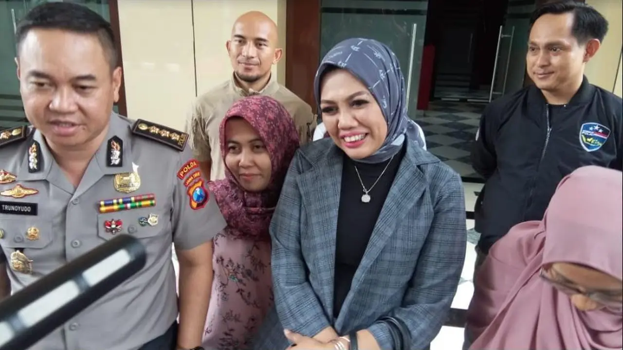 Elly Sugigi (Foto: Dian Kurniawan)