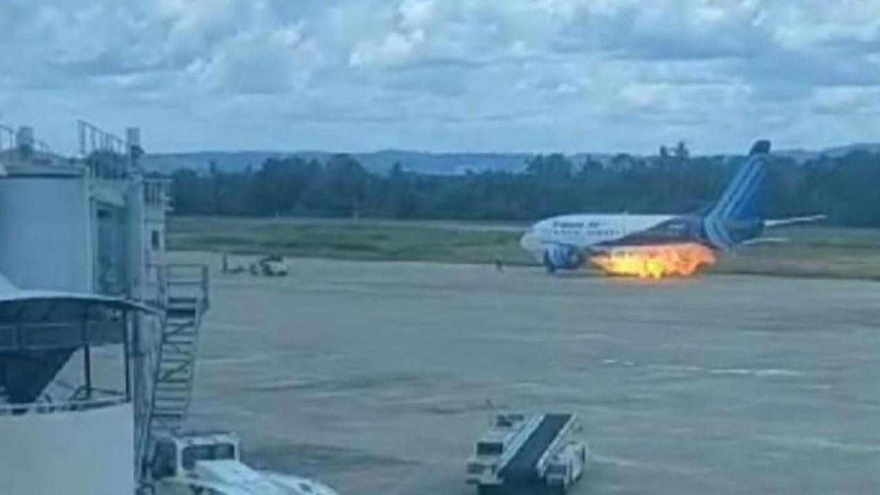 Trigana Air Percikkan Api di Bandara Sentani, 4 Orang Terluka karena Lompat dari Jendela Darurat
