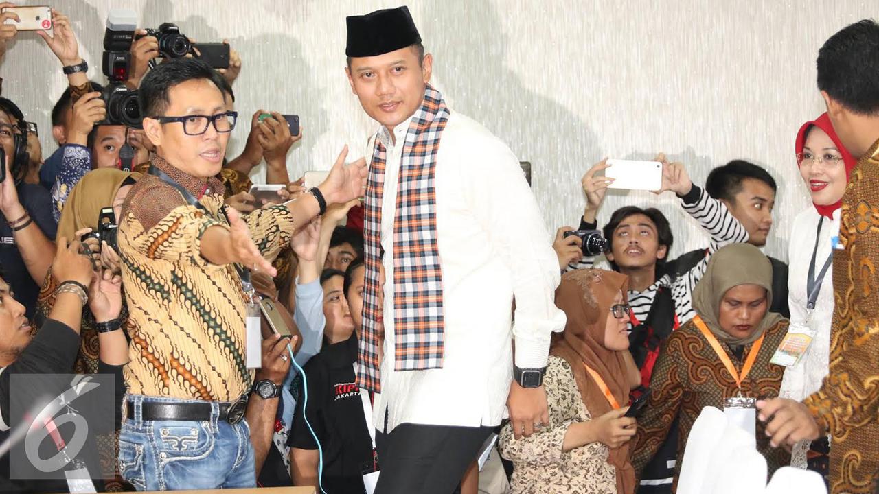 20160923- Agus - Sylviana Daftar ke KPUD-Jakarta- Immanuel Antonius