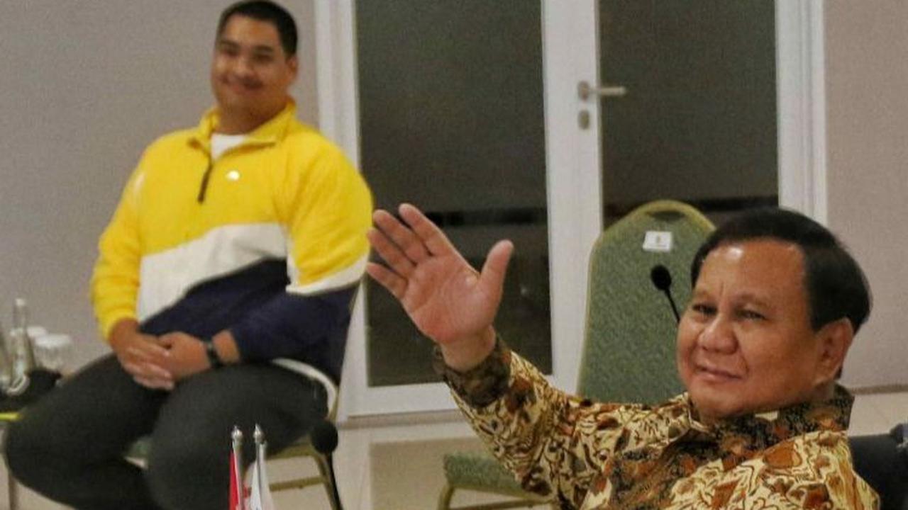 Di kesempatan tersebut, Prabowo menyebut dirinya akan membahas program-program politik kedepan.<br>