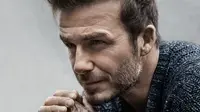 Bosan di ruang tunggu, David Beckham menggunakan media sosial untuk mengisi waktu. 