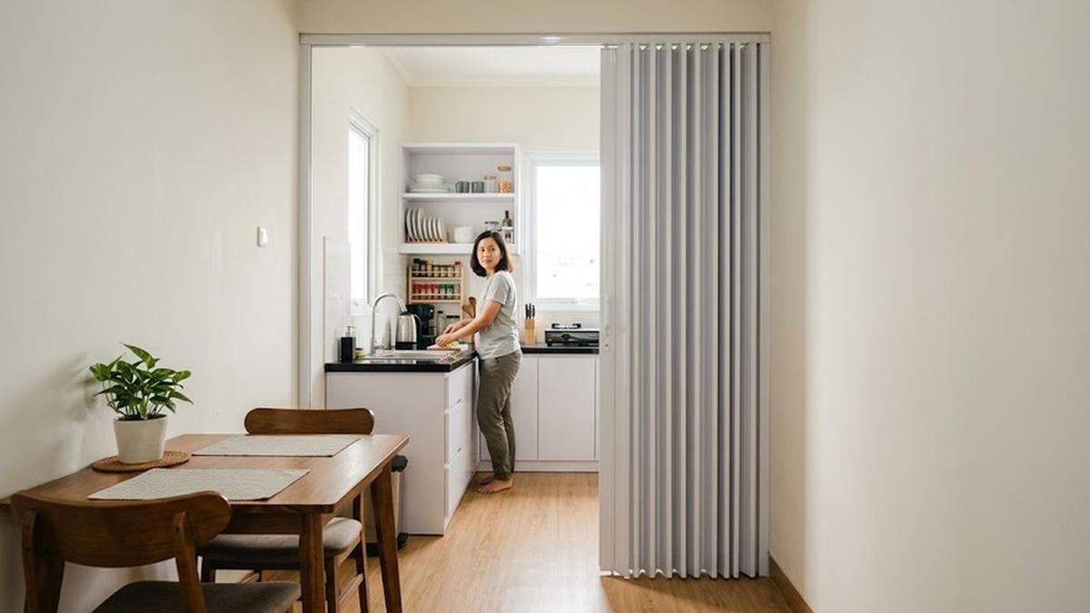 8 Model Pintu Lipat untuk Ruangan Sempit, Praktis dan Hemat Tempat