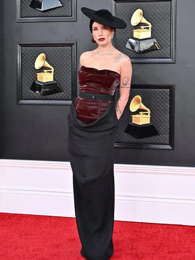Halsey di Grammy 2022