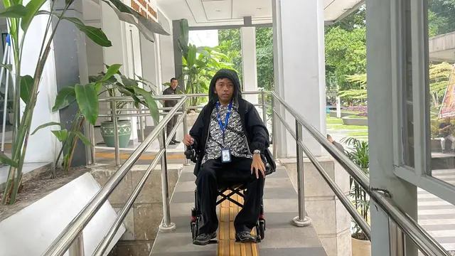 aktivis penyandang disabilitas asal Bandung, Zulhamka Julianto Kadir