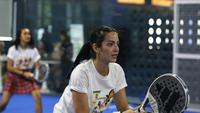 Potret Nia Ramadhani Kali Pertama Ikut Turnamen Padel, Terhibur Raih Juara 2 Kategori Best Chemistry