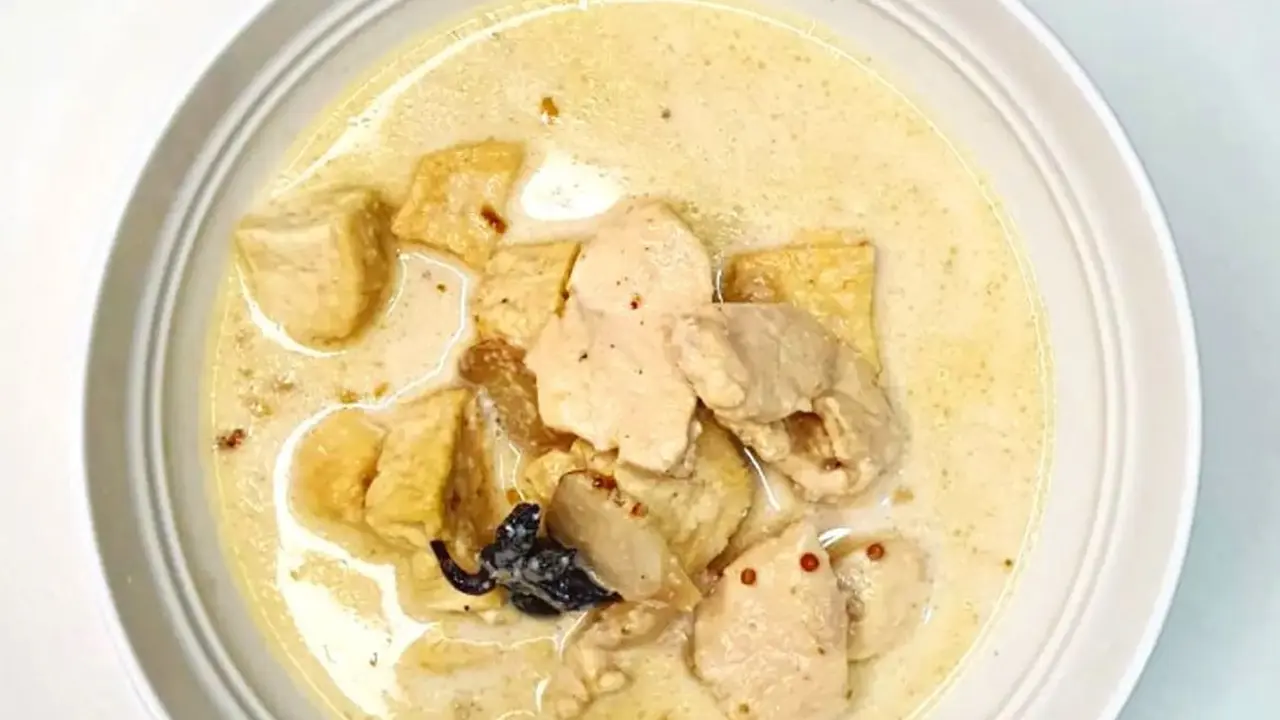 Resep Opor Ayam Putih Tanpa Santan untuk Lebaran