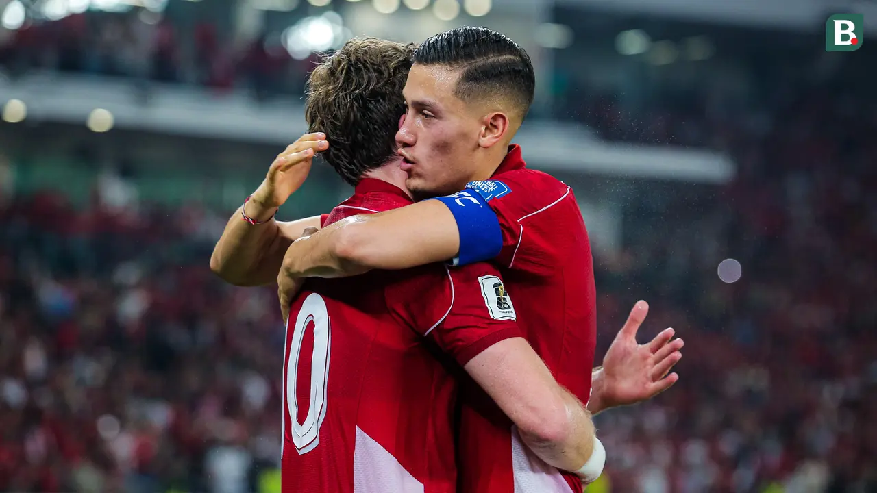 Foto: Momen Cerdas Jay Idzes Atur Penalti untuk Kemenangan Timnas Indonesia atas China di Kualifikasi Piala Dunia 2026
