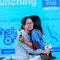 Anak dan Ibu Memecah Tabungan Rindu setelah 10 Tahun Tak Bertemu