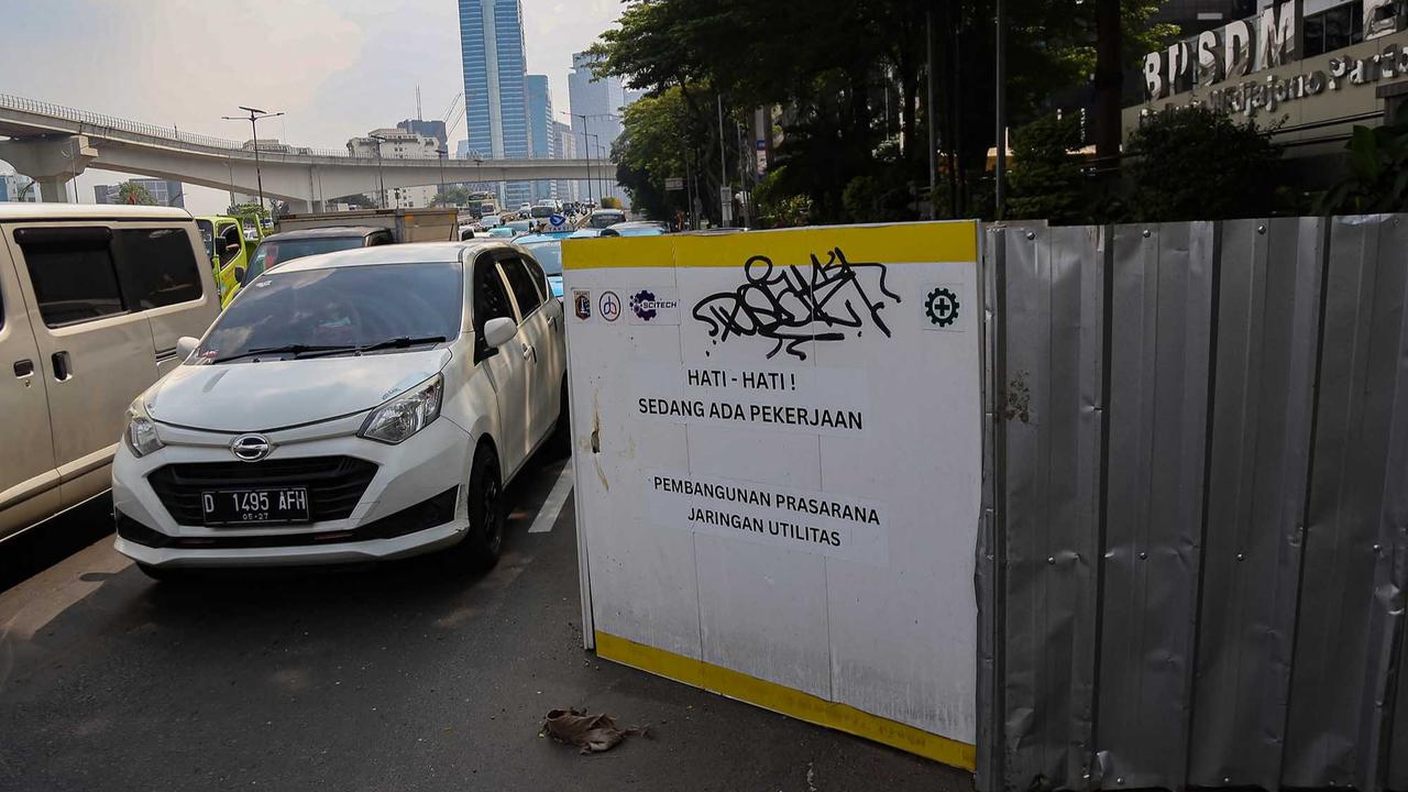 FOTO: Proyek Galian Bikin Macet di Sejumlah Titik di Ibukota Jakarta