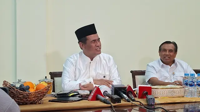 Menteri Pertanian Andi Amran Sulaiman di kediamannya, Jakarta, Selasa (19/5/2026). (Liputan6.com/Arief)