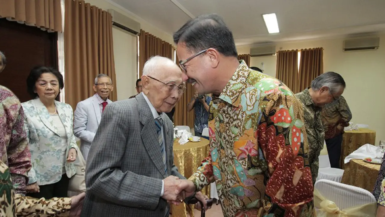 sri soemantri