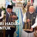 Prabowo Beri Hadiah Angklung untuk PM India