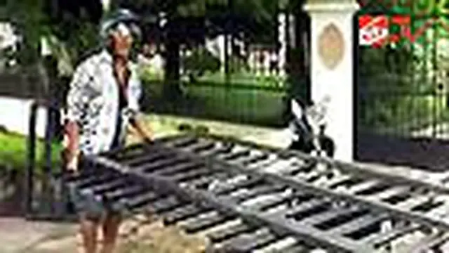 Warga Bekuk Pencuri Pagar Rumah