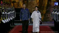 Presiden China Xi Jinping dan ibu negara Peng Liyuan. (Dok: YouTube sekneg)