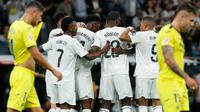 Dengan kemenangan ini posisi Real Madrid di klasemen sementara LaLiga 2024/2025 tidak berubah. Saat ini, Real Madrid berada di posisi dua dengan 21 poin dari sembilan pertandingan. Sementara, tempat ketiga diduduki Villarreal. (OSCAR DEL POZO/AFP)