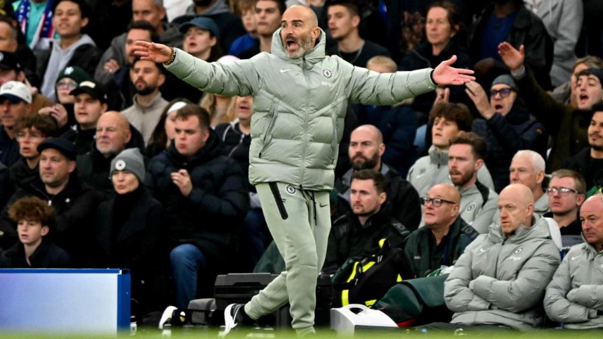 Enzo Maresca Jalani 'Sanksi Ganda' Saat Natal: Dilarang Dampingi Chelsea dan Diusir Ibu Sendiri