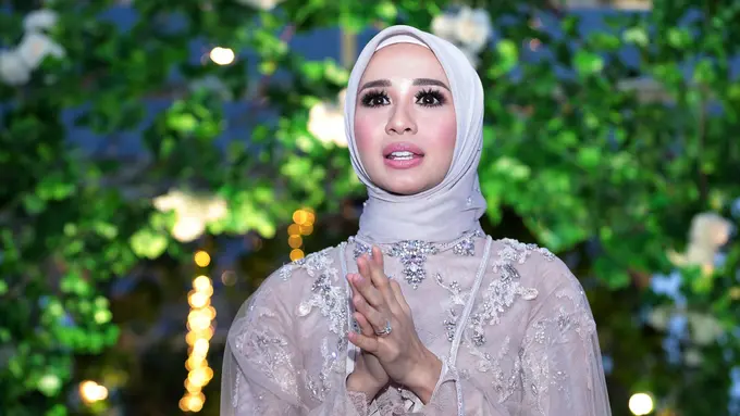 [Bintang] Laudya Cynthia Bella