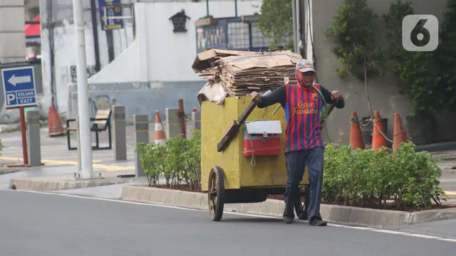 Masyarakat Berpendapatan Rendah Paling Terdampak Pandemi Covid-19