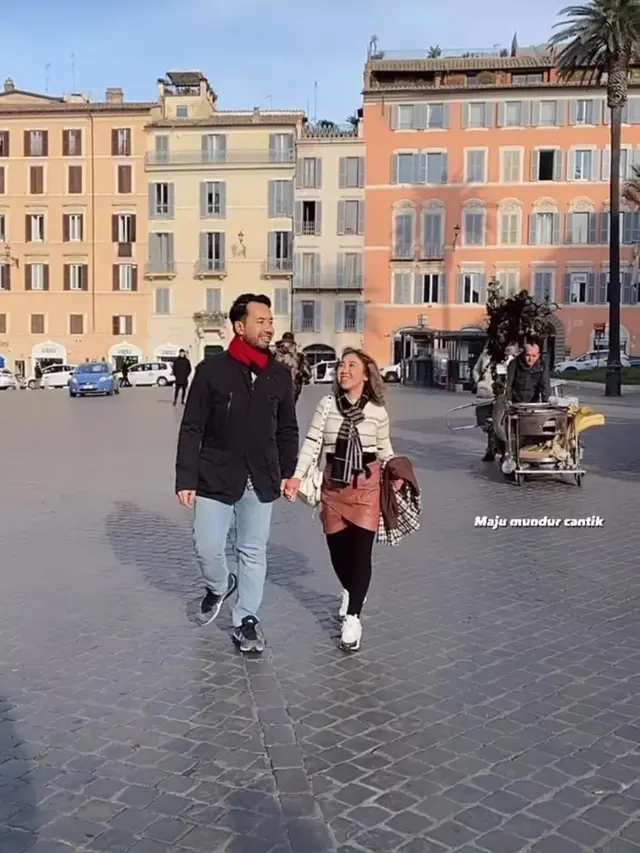 10 Potret Mesra Kiky Saputri dan Suami Honeymoon di Eropa, Didoakan Segera Punya Momongan