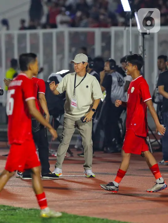 Hasil imbang melawan Yaman memastikan timnas Indonesia U-20 meraih tiket berlaga di Piala Asia U-20 2025. (Liputan6.com/Angga Yuniar)