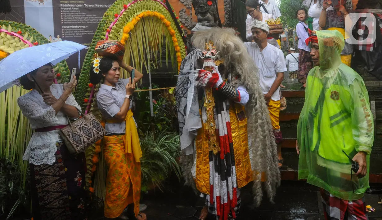 Tawur Agung Kesanga bermakna untuk memotivasi umat Hindu secara ritual dan spritual agar alam senantiasa menjadi sumber kehidupan. (merdeka.com/Arie Basuki)