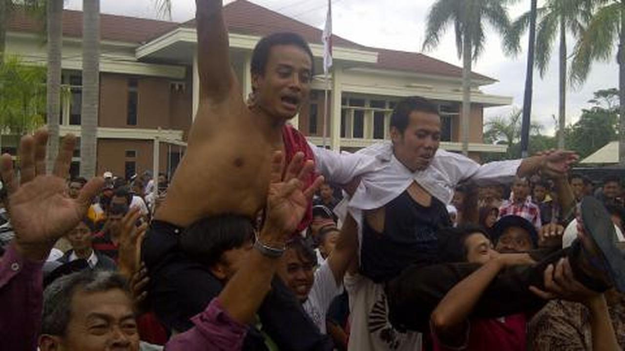 Dua terdakwa pemotong bambu divonis bebas